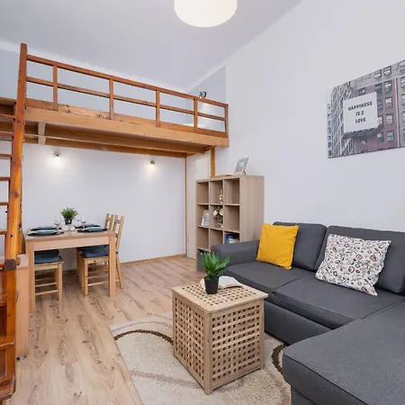 Wyjatkowy Apartament Z Antresola W Centrum Krakowa By Renters Apartamento Cracóvia