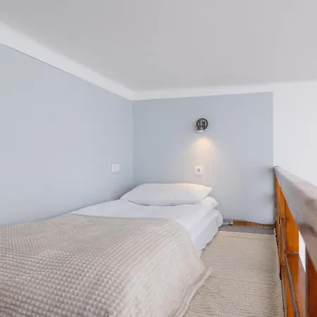 Wyjatkowy Apartament Z Antresola W Centrum Krakowa By Renters *
