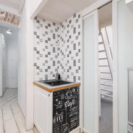 Wyjatkowy Apartament Z Antresola W Centrum Krakowa By Renters Апартаменты