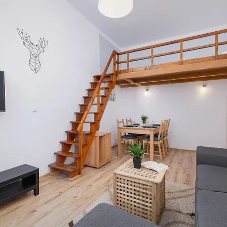 아파트 Wyjatkowy Apartament Z Antresola W Centrum Krakowa By Renters 크라쿠프